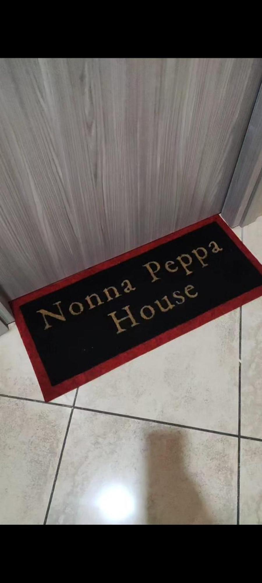 Hotel Nonna Peppa House à Naples Extérieur photo